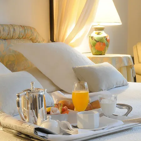Firean Hotell 4*