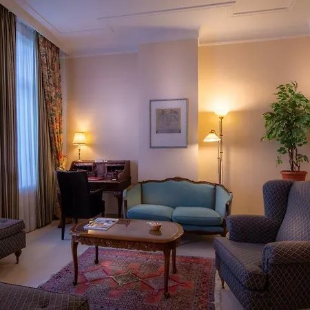 Firean Hotell 4*